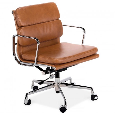 Replica of the EA217 soft pad office chair in aged vintage leather